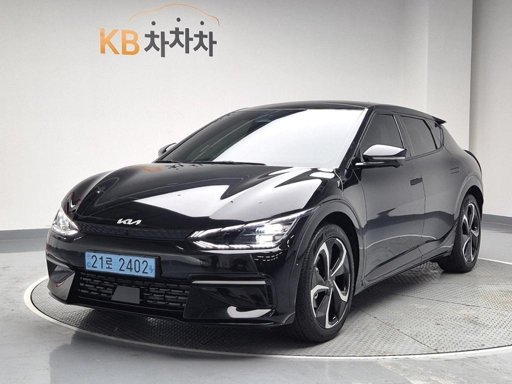 2022 KIA EV6 