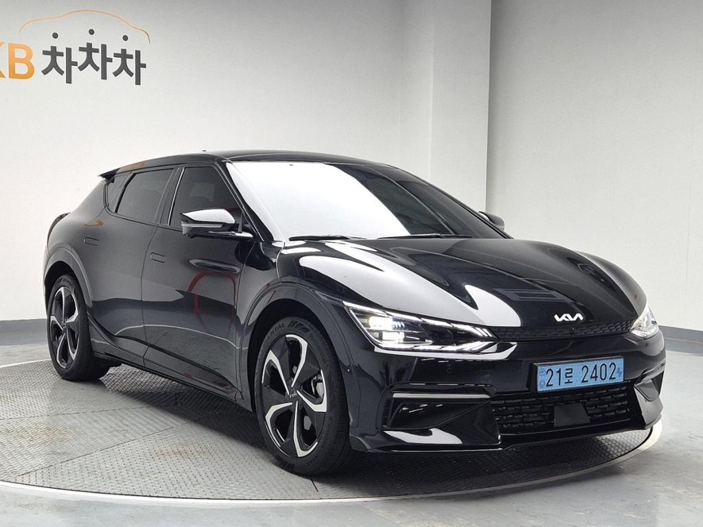 2022 KIA EV6 