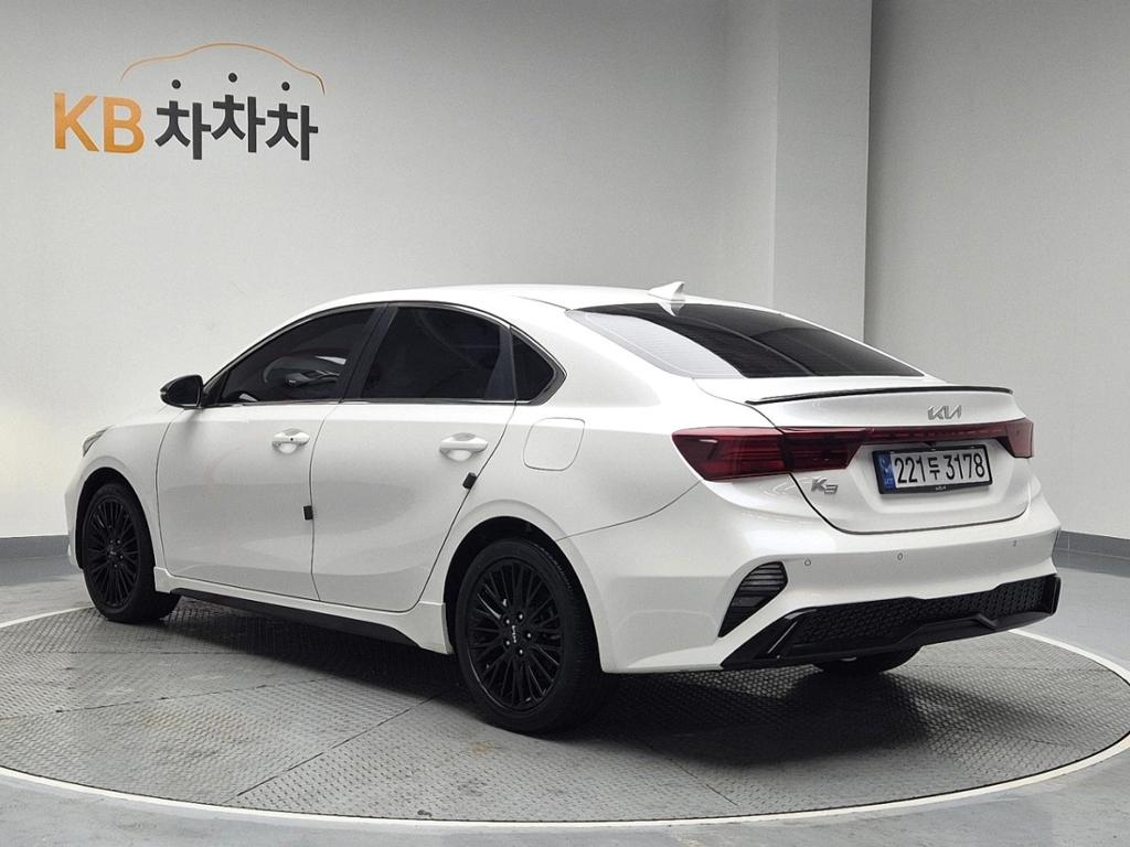 2023 KIA THE NEW K3 