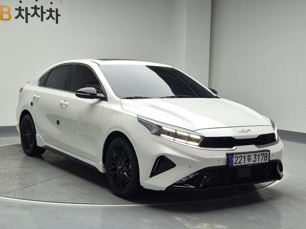 2023 KIA THE NEW K3 