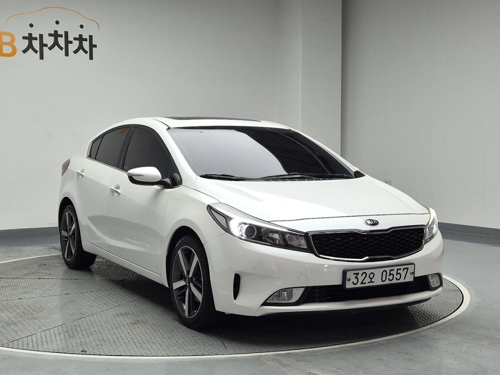 2016 KIA THE NEW K3 