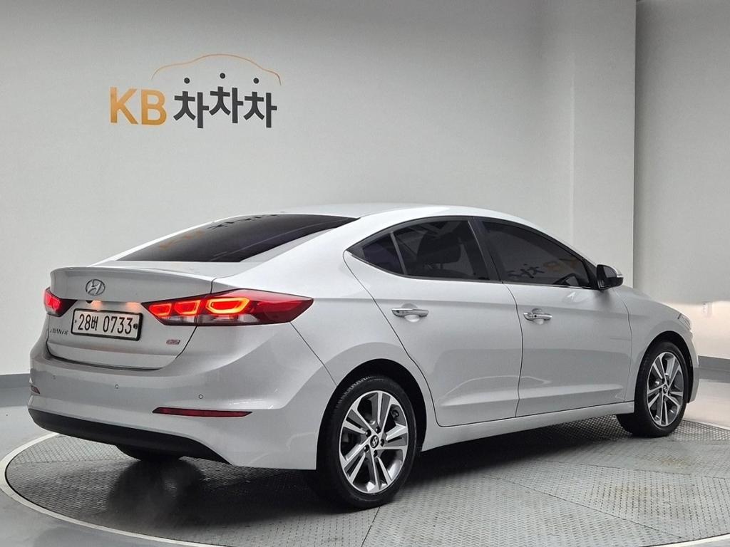 2016 HYUNDAI AVANTE AD 