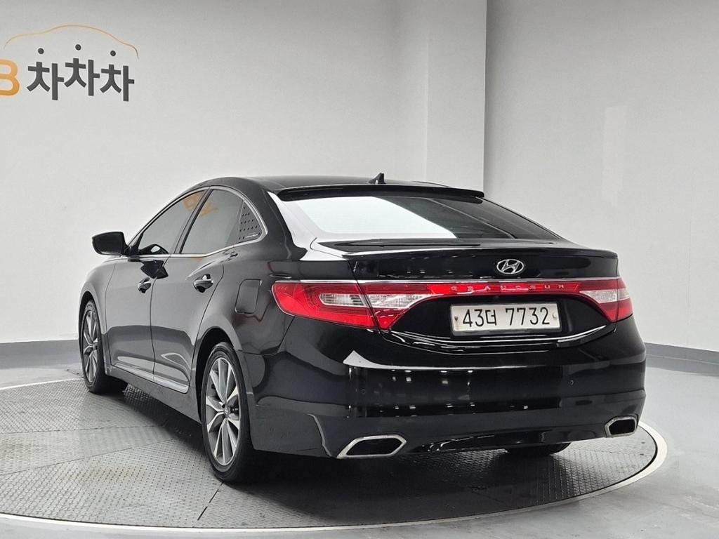 2015 HYUNDAI GRANDEUR HG 