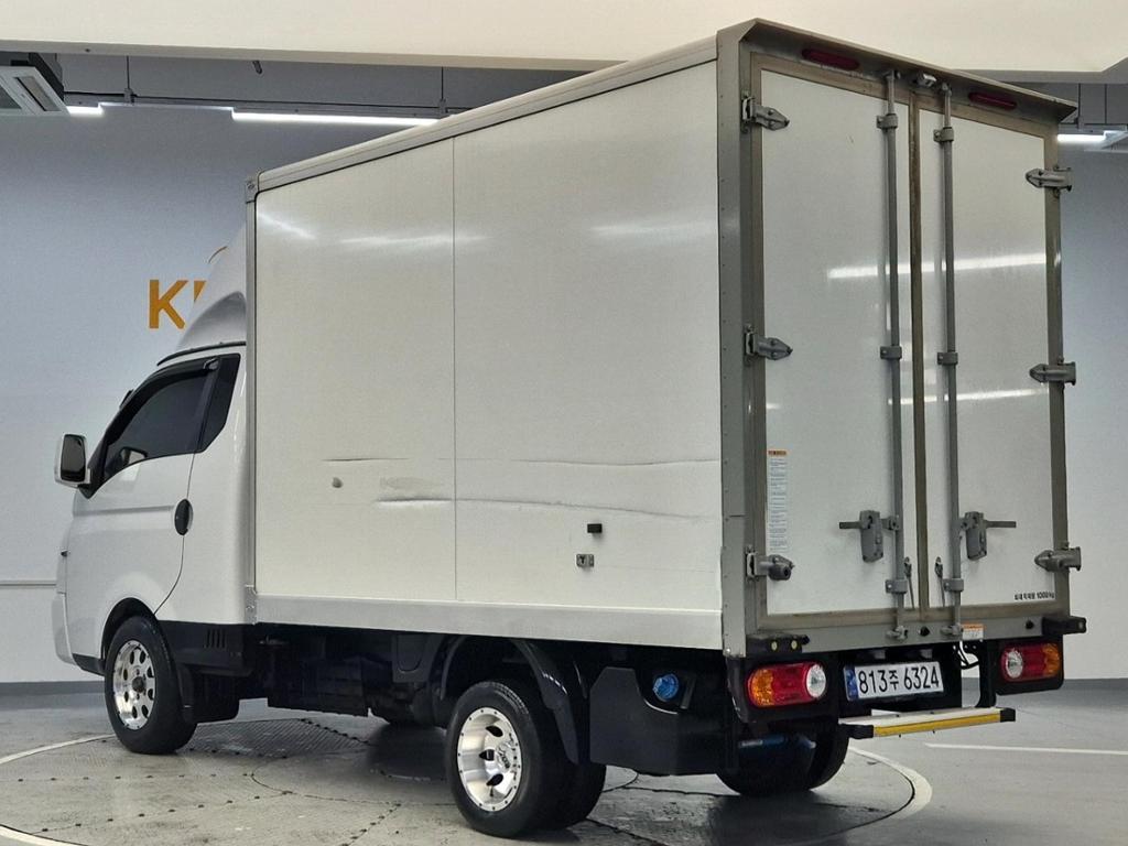 2022 HYUNDAI PORTER II 