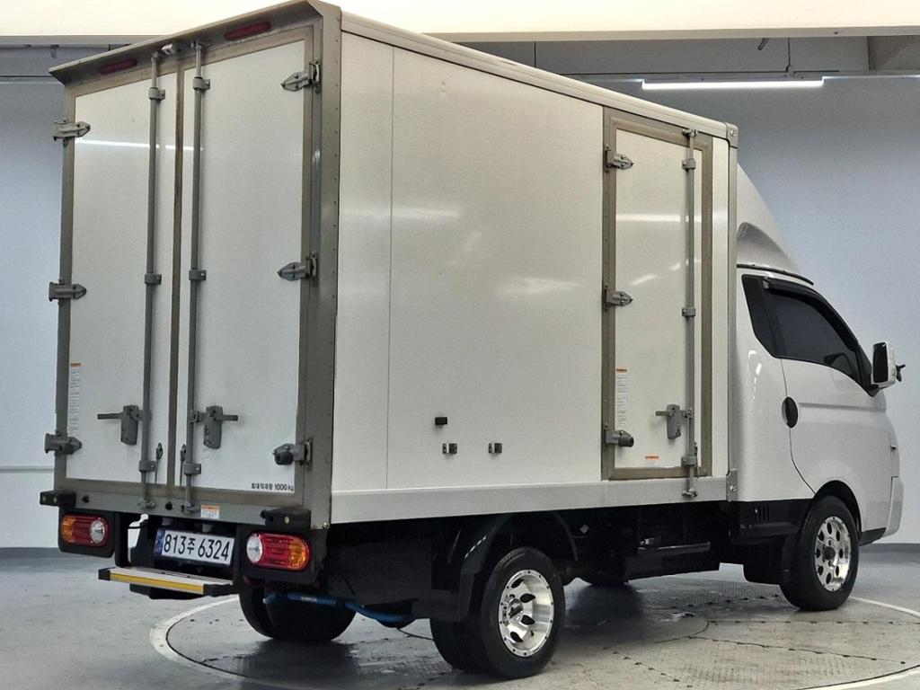 2022 HYUNDAI PORTER II 