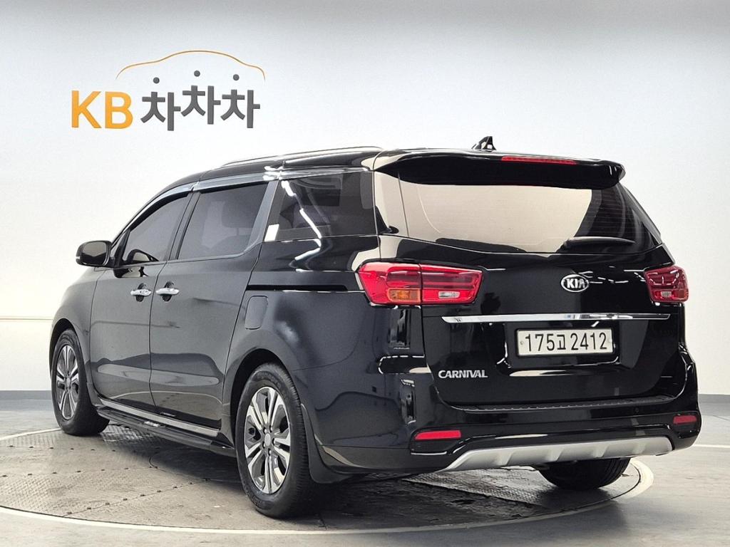 2019 KIA THE NEW CARNIVAL 