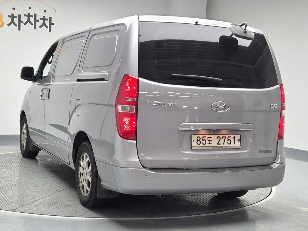 2014 HYUNDAI GRAND STAREX 