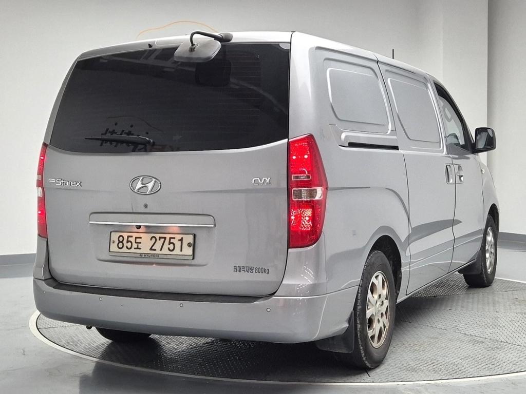 2014 HYUNDAI GRAND STAREX 