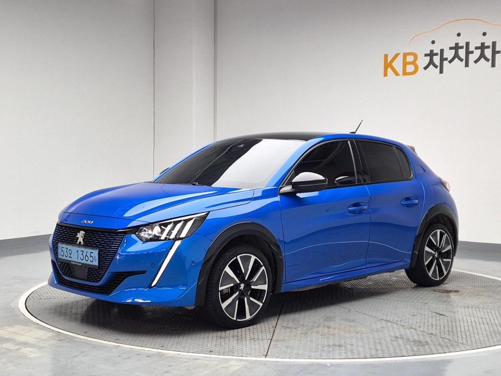 2022 PEUGEOT e-208 