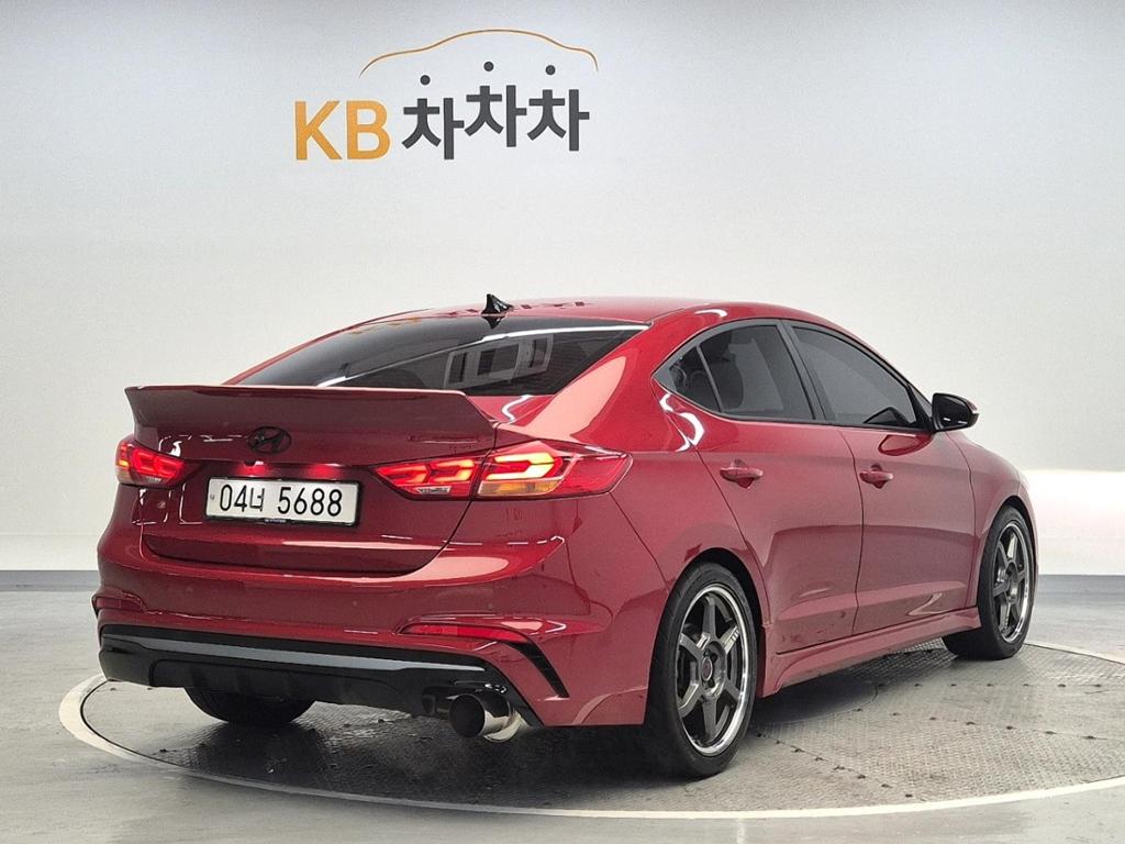 2018 HYUNDAI AVANTE AD 