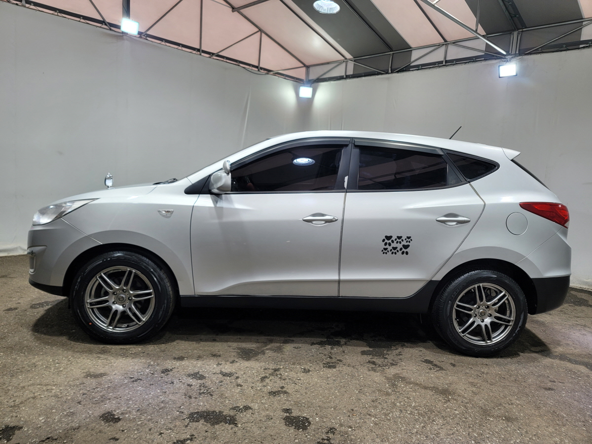 2010 HYUNDAI TUCSON ix 