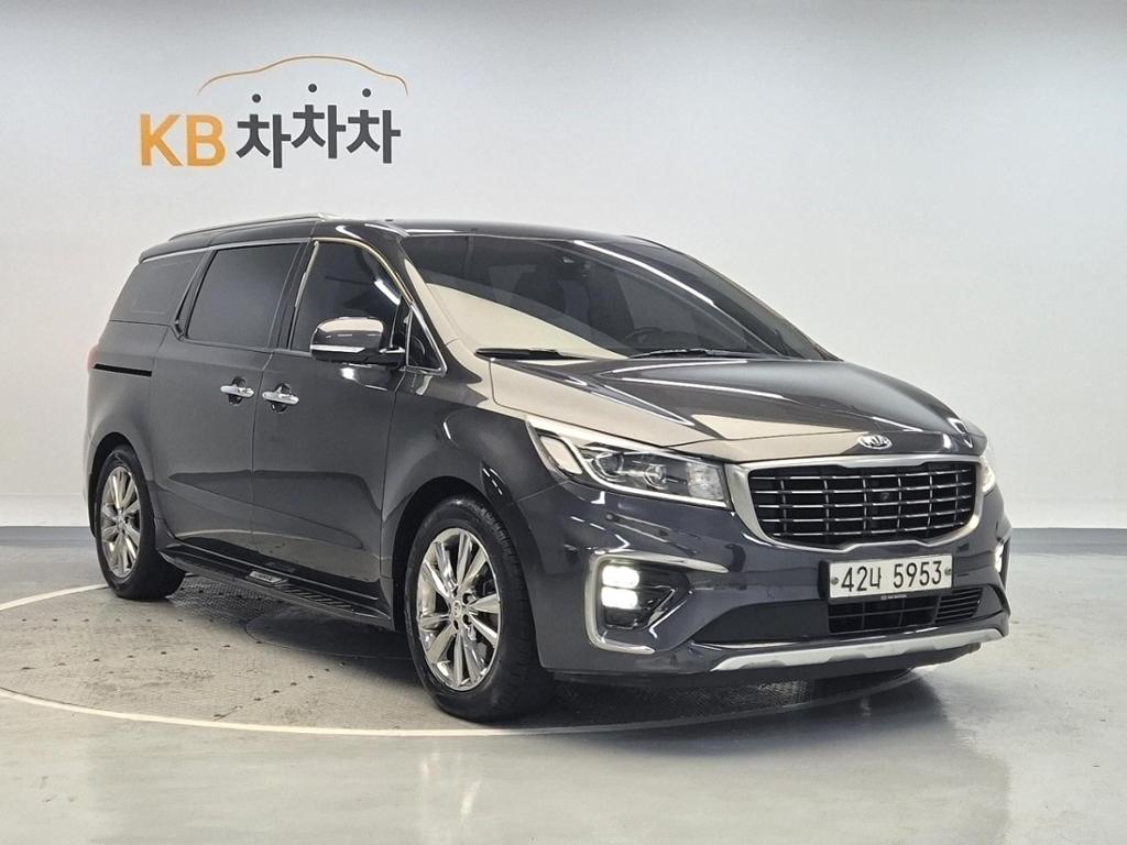 2019 KIA THE NEW CARNIVAL 