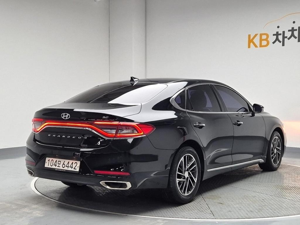 2018 HYUNDAI GRANDEUR IG 