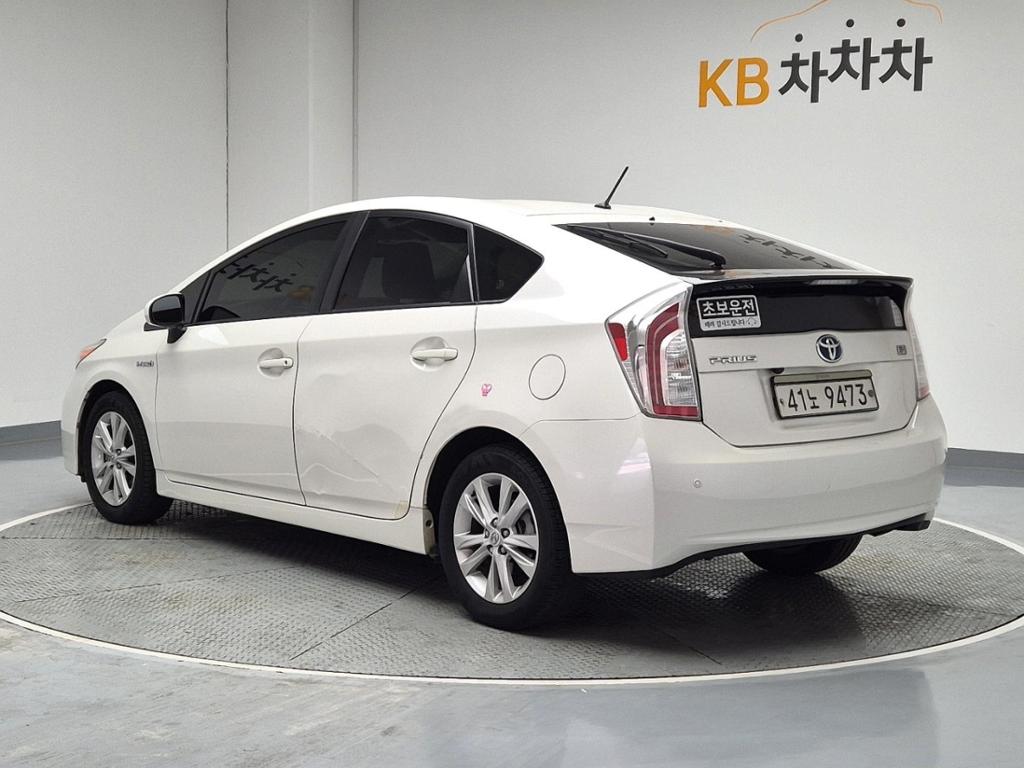 2012 TOYOTA PRIUS 