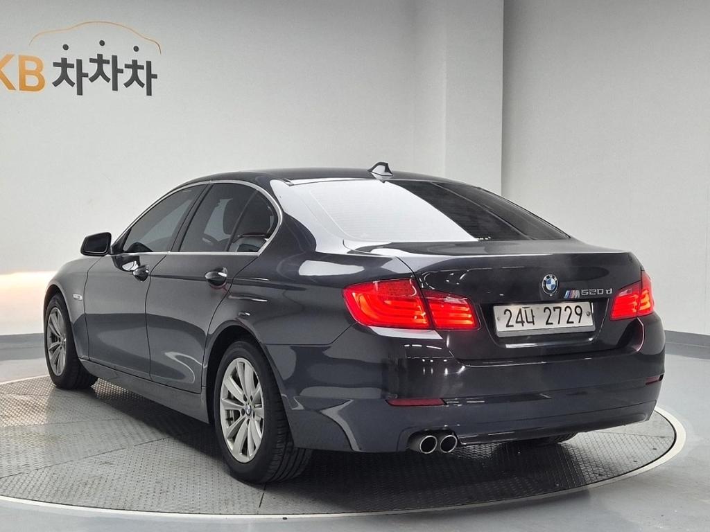 2012 BMW 5 SERIES (6Gen) 