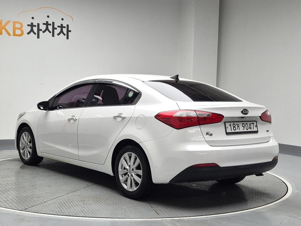 2013 KIA K3 