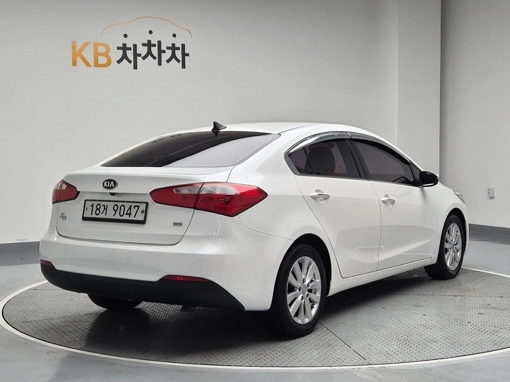 2013 KIA K3 