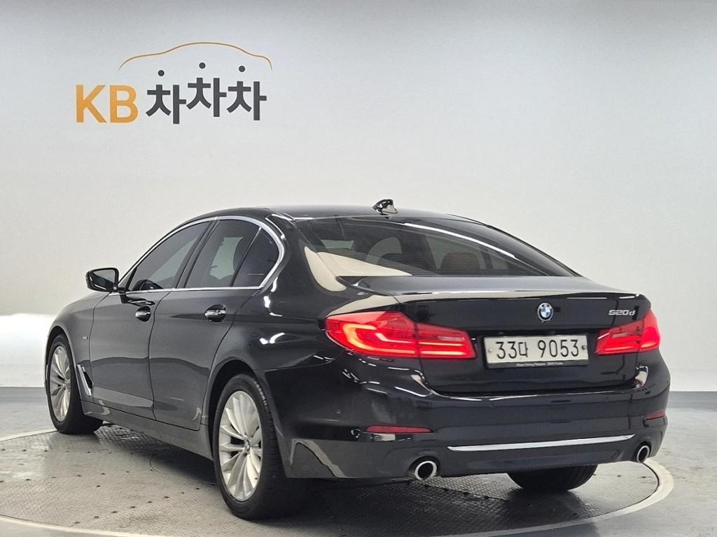 2018 BMW 5 SERIES (7Gen) 