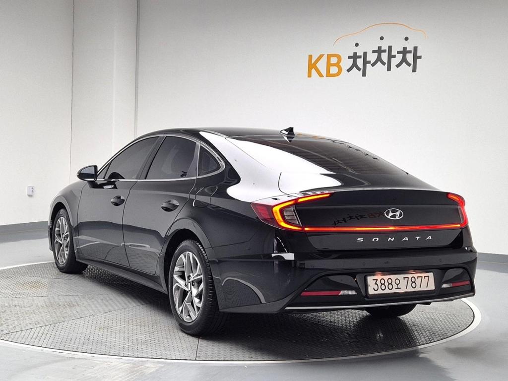 2021 HYUNDAI SONATA (DN8) 
