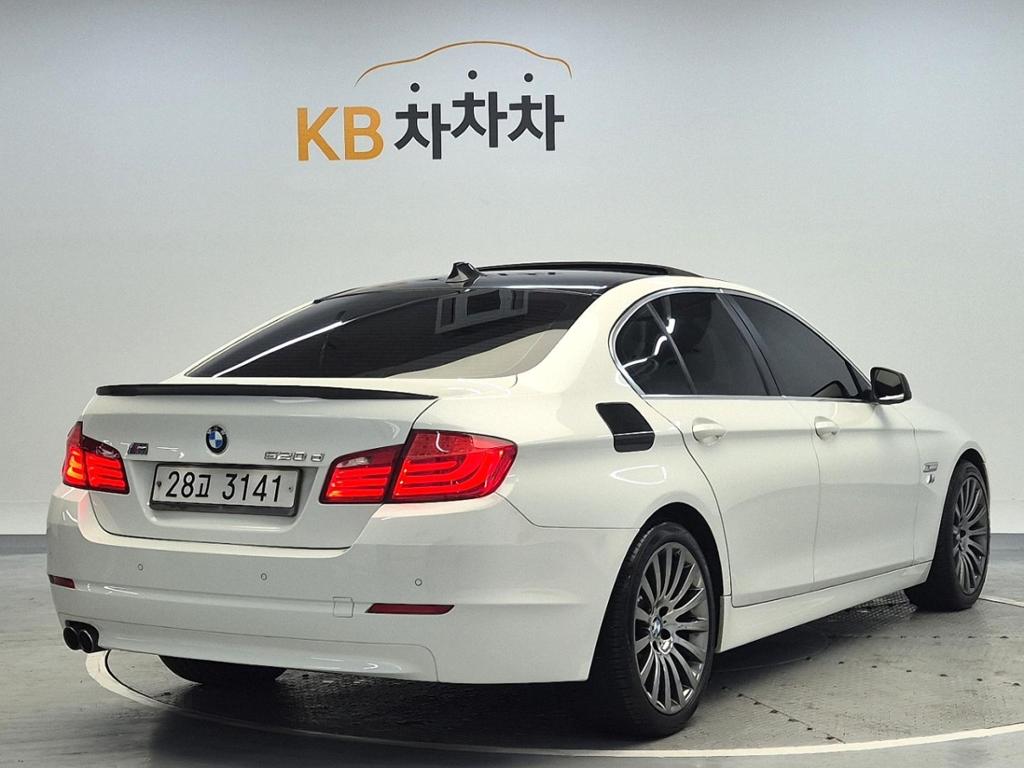 2013 BMW 5 SERIES (6Gen) 