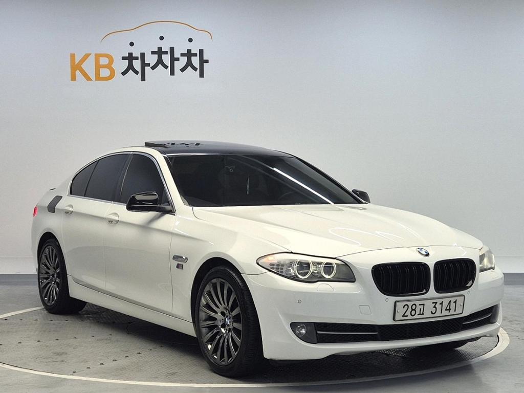 2013 BMW 5 SERIES (6Gen) 