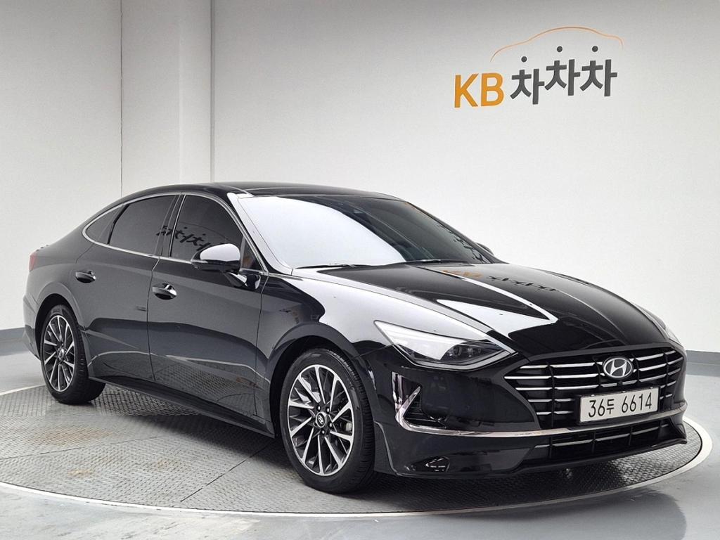2020 HYUNDAI SONATA (DN8) 
