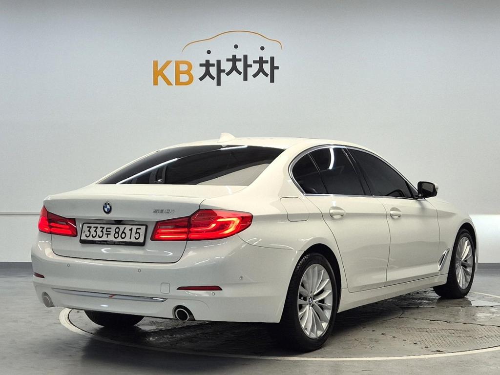 2019 BMW 5 SERIES (7Gen) 