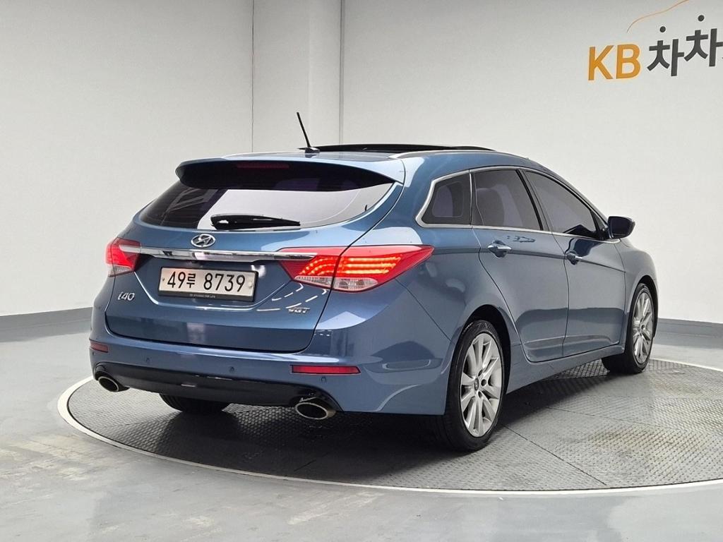 2012 HYUNDAI i40 