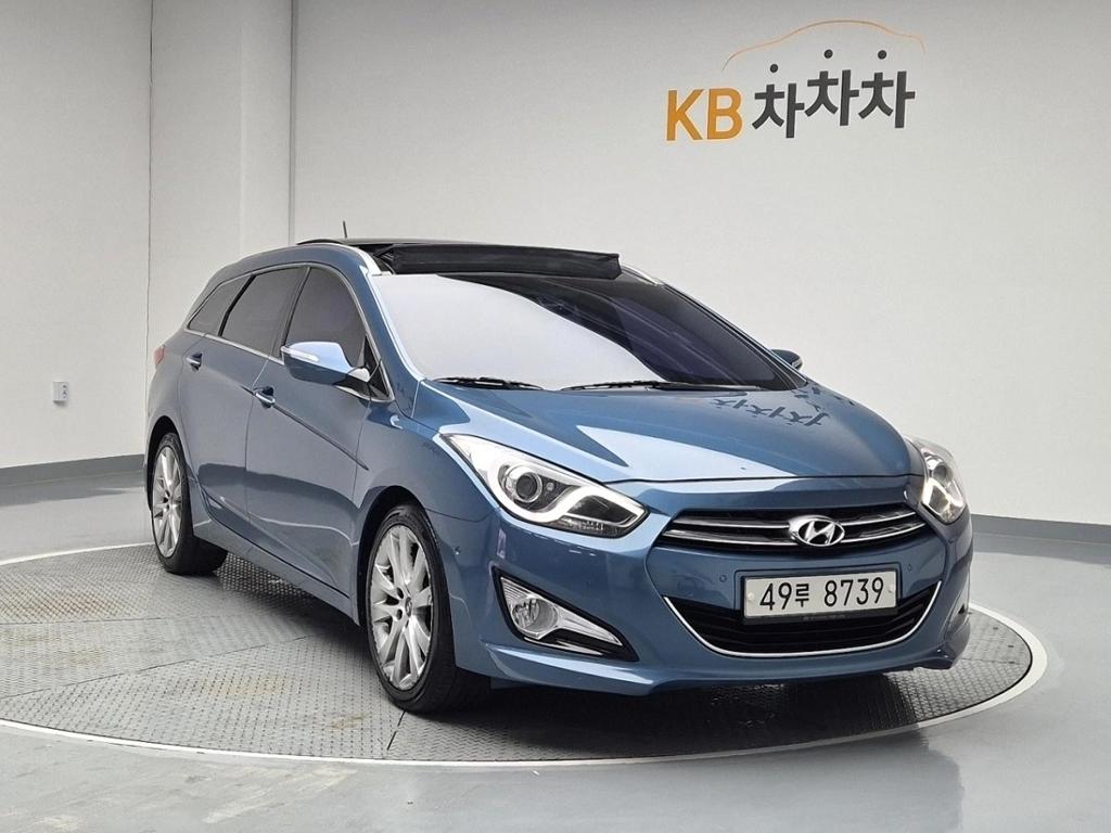 2012 HYUNDAI i40 