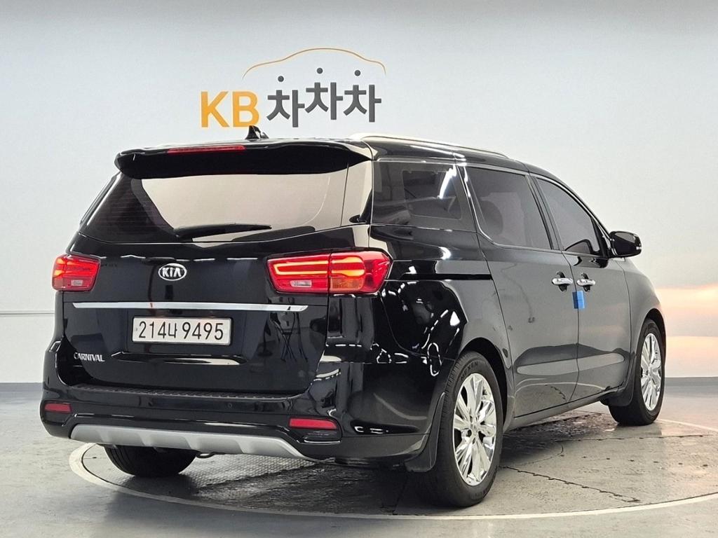 2019 KIA THE NEW CARNIVAL 