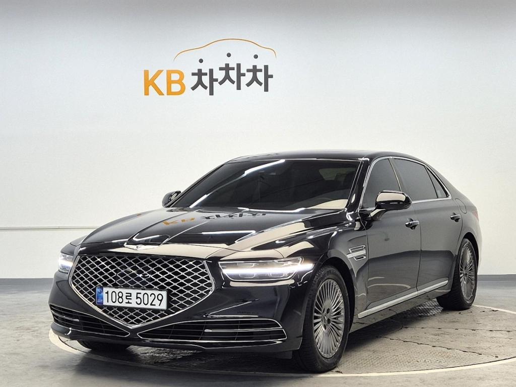 2021 GENESIS G90 