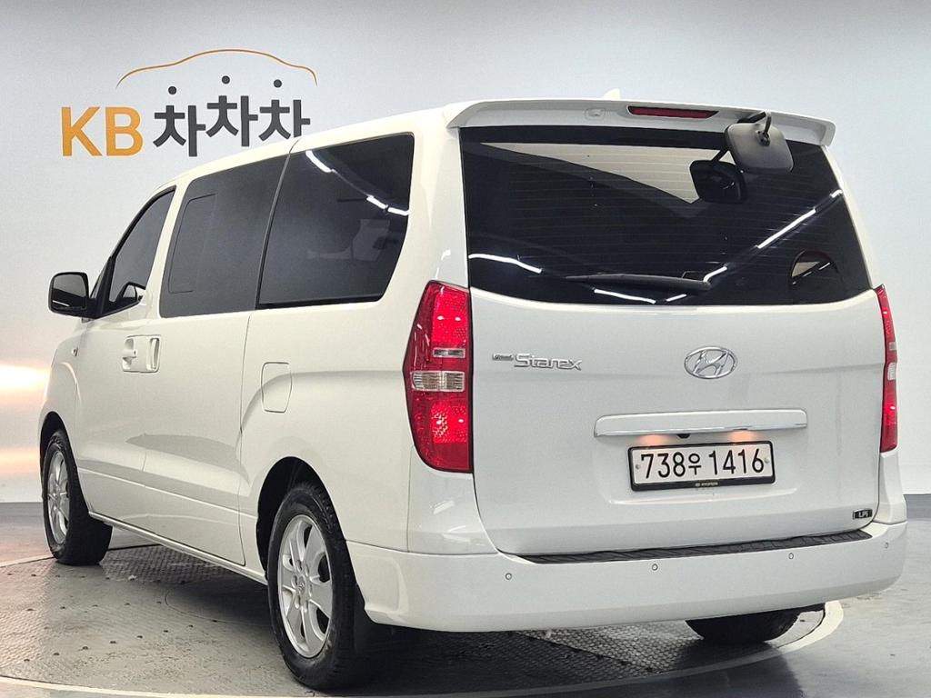 2020 HYUNDAI THE NEW GRAND STAREX 