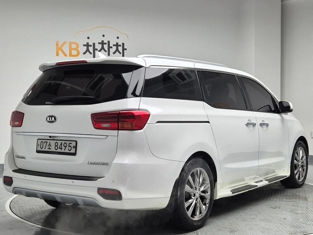 2019 KIA THE NEW CARNIVAL 