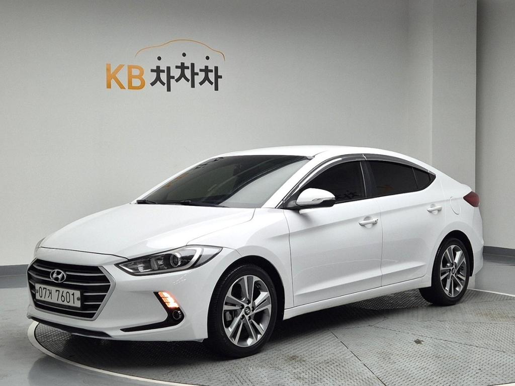 2018 HYUNDAI AVANTE AD 