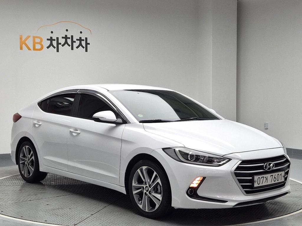 2018 HYUNDAI AVANTE AD 