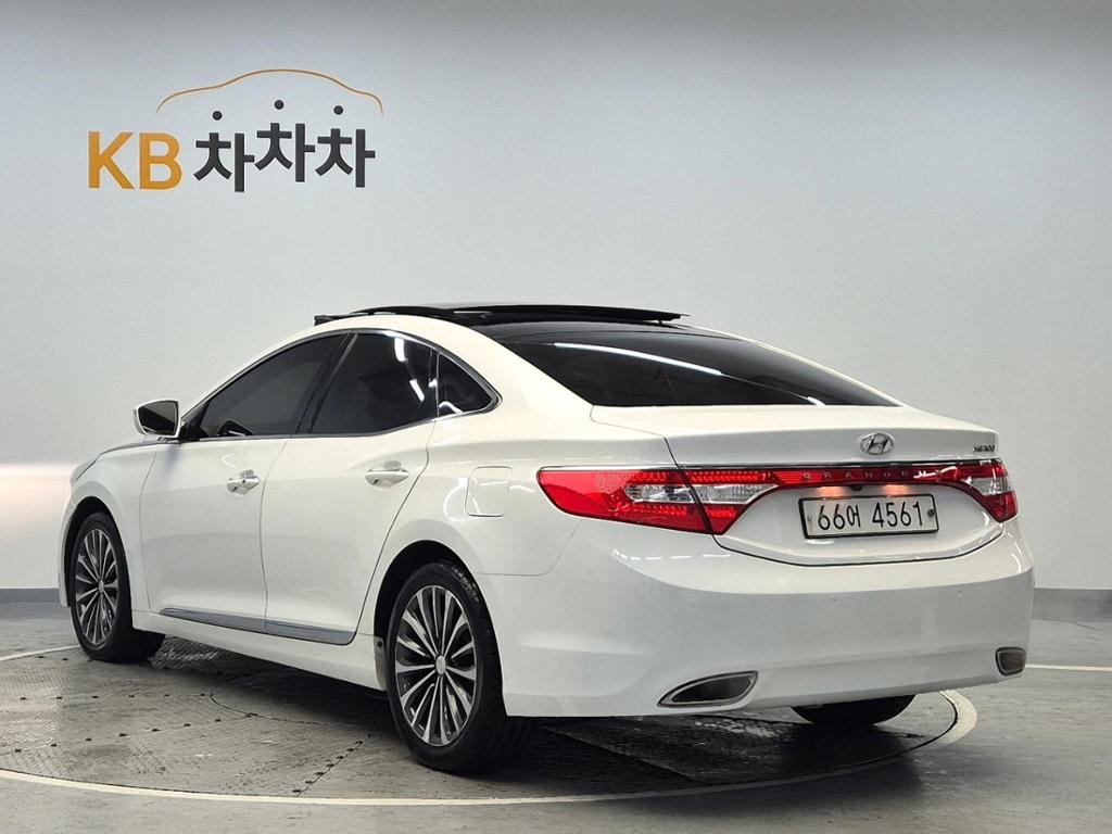 2014 HYUNDAI GRANDEUR HG 