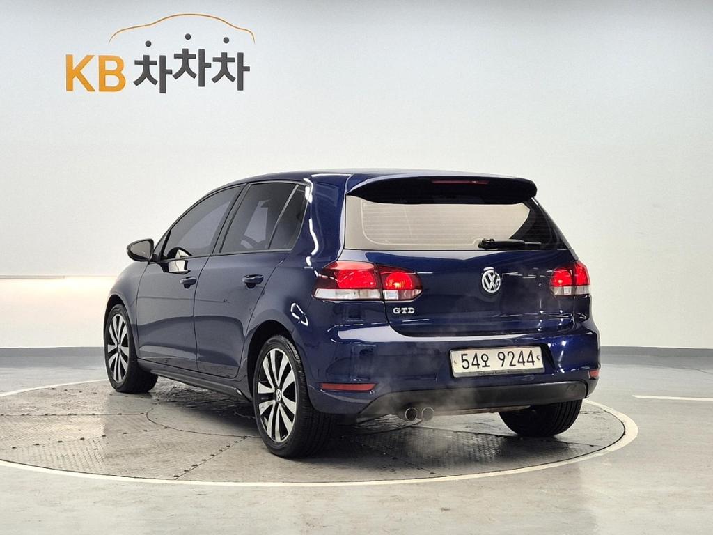 2011 VOLKSWAGEN GOLF (6Gen) 