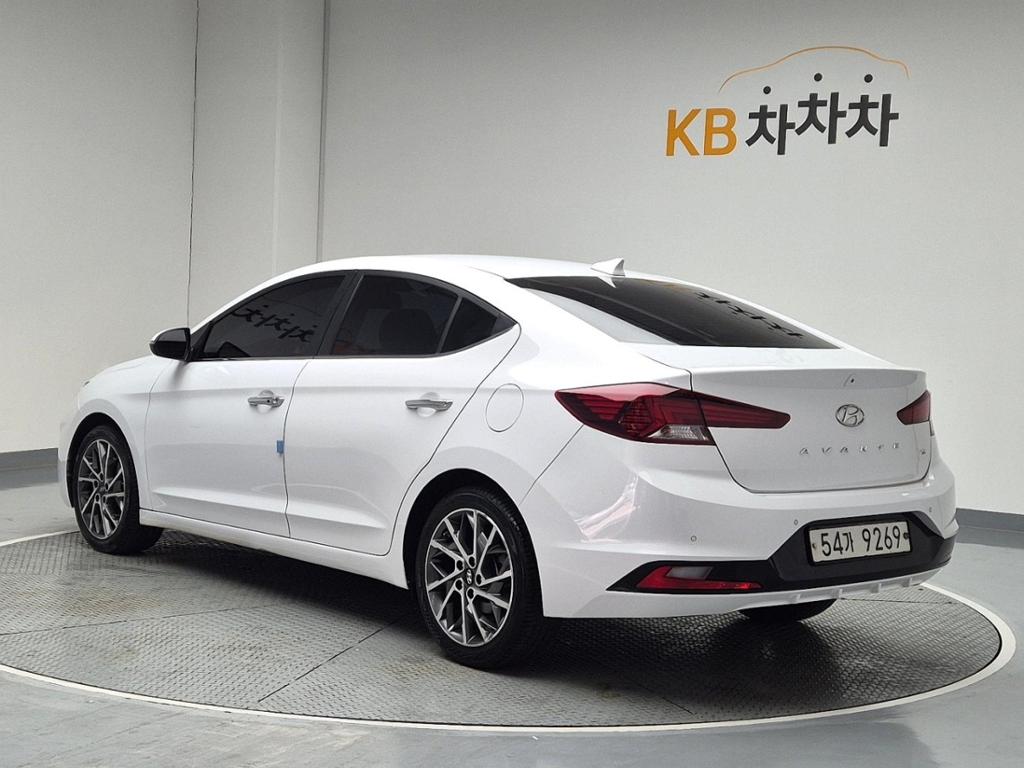 2019 HYUNDAI THE NEW AVANTE AD 