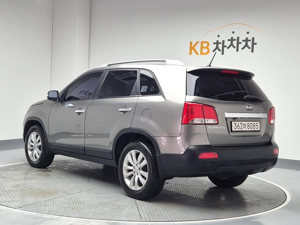 2011 KIA SORENTO R 