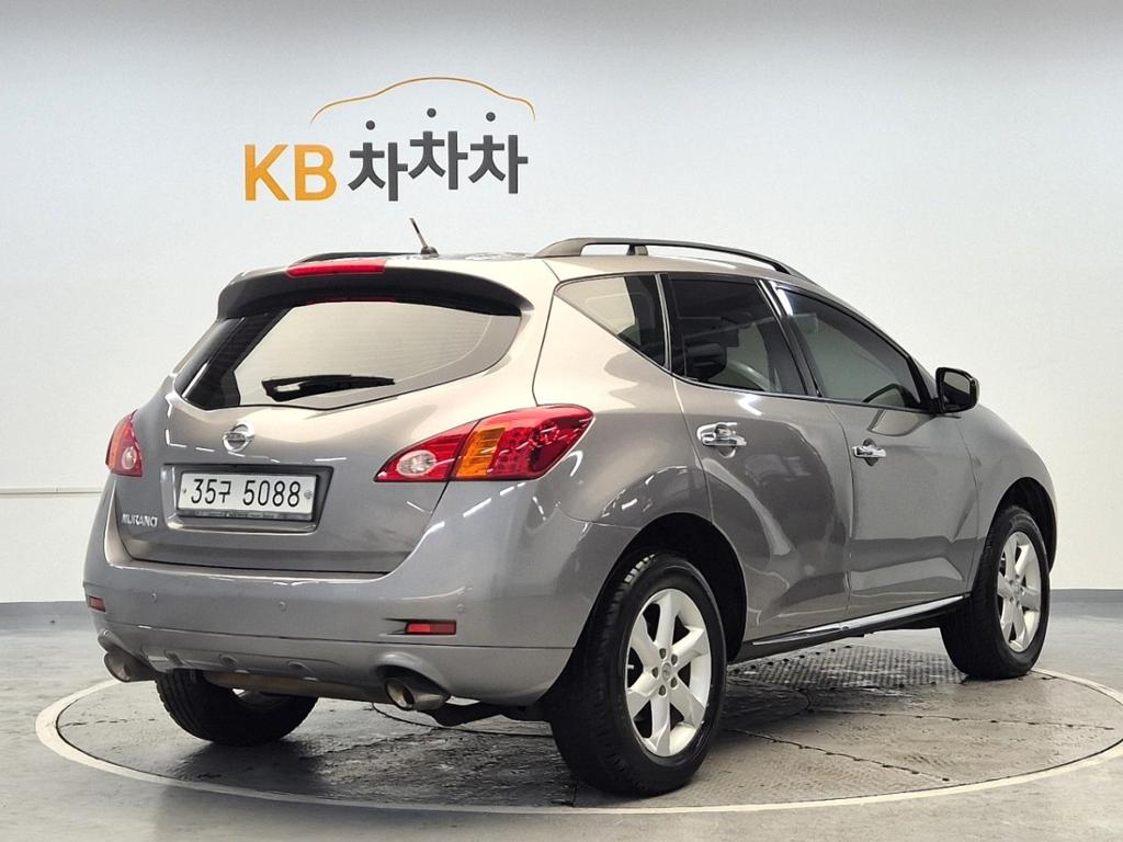 2011 NISSAN MURANO 
