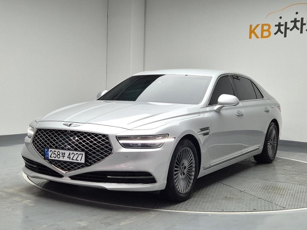 2019 GENESIS G90 