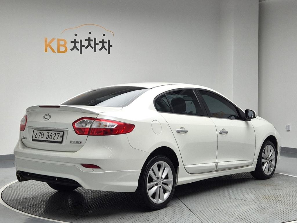 2011 RENAULT KOREA NEW SM3 