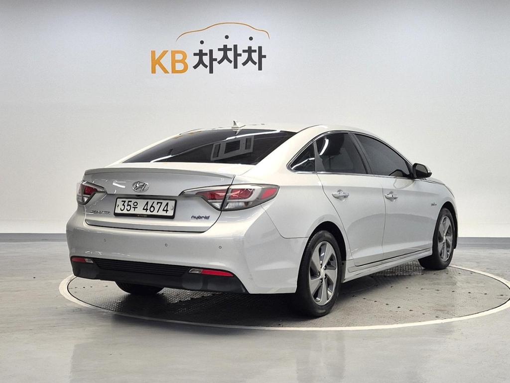 2016 HYUNDAI LF SONATA HYBRID 