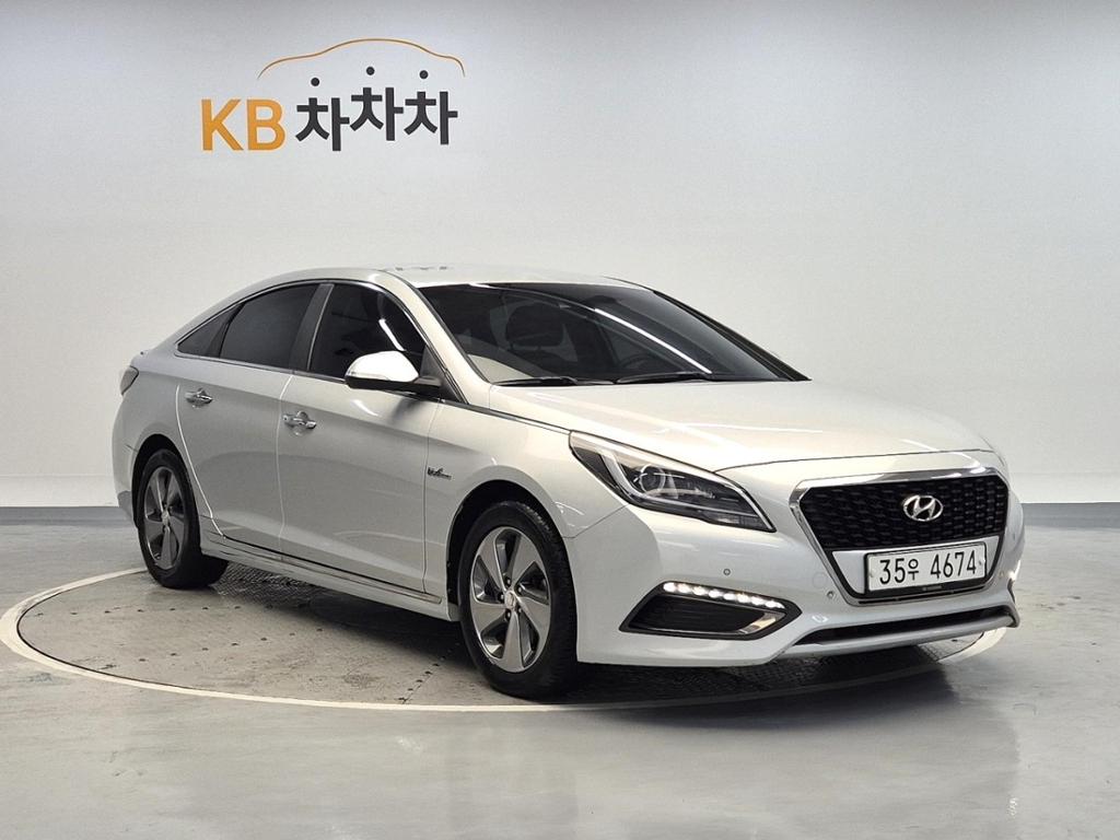 2016 HYUNDAI LF SONATA HYBRID 