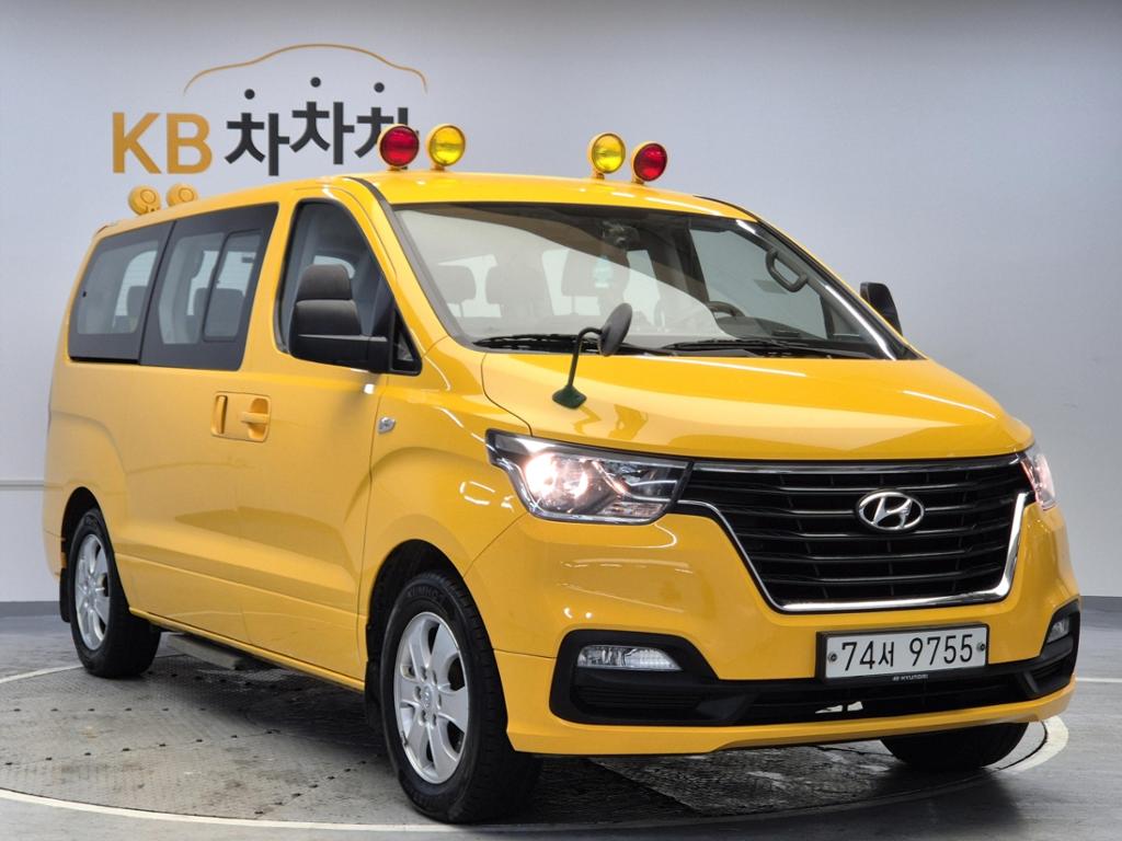 2020 HYUNDAI THE NEW GRAND STAREX 
