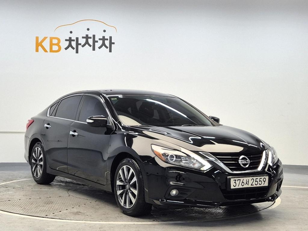 2017 NISSAN ALTIMA 