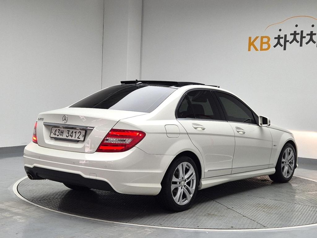 2012 BENZ C CLASS (3Gen) 