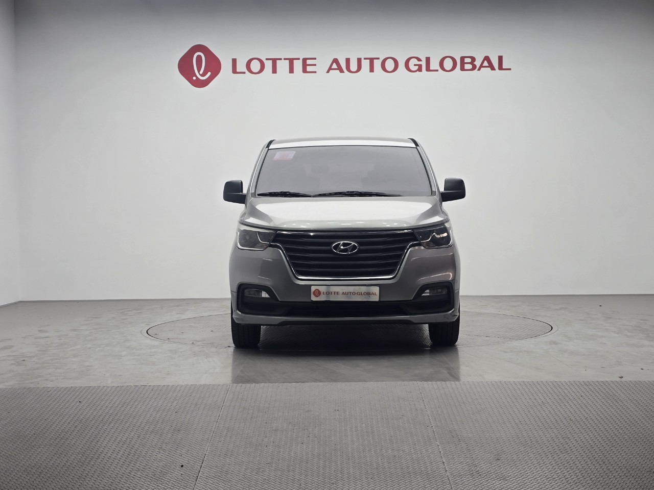 2019 HYUNDAI THE NEW GRAND STAREX 12seat Diesel Smart