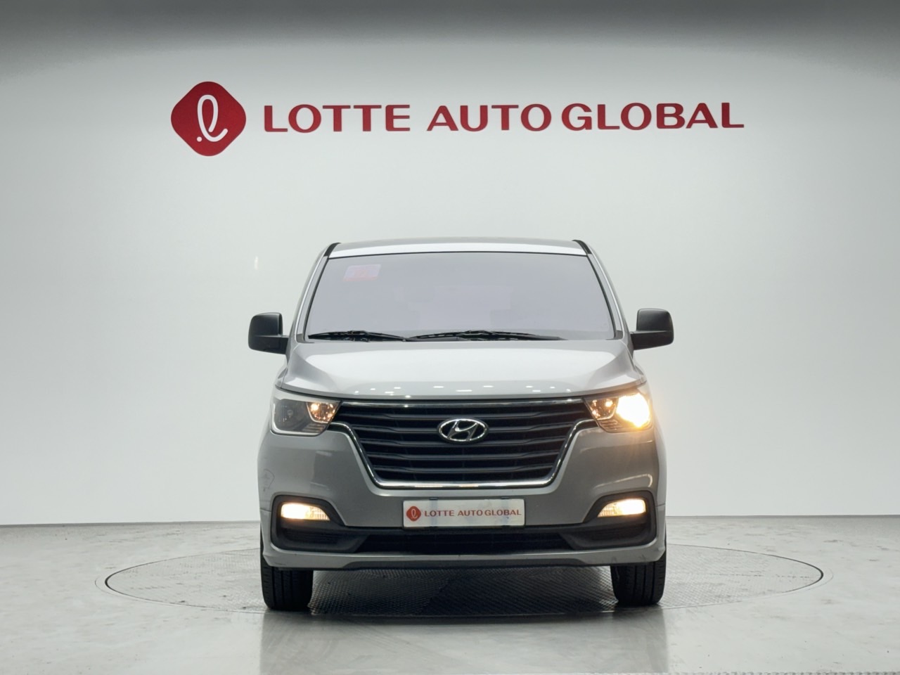 2019 HYUNDAI THE NEW GRAND STAREX 12seat Diesel Smart