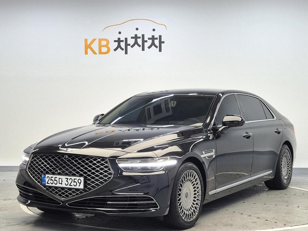 2021 GENESIS G90 